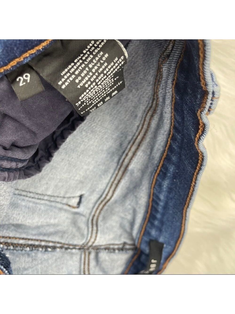 J Brand Ruby Hi-Rise Cropped Cigarette Jeans‎ - Picture 7 of 8
